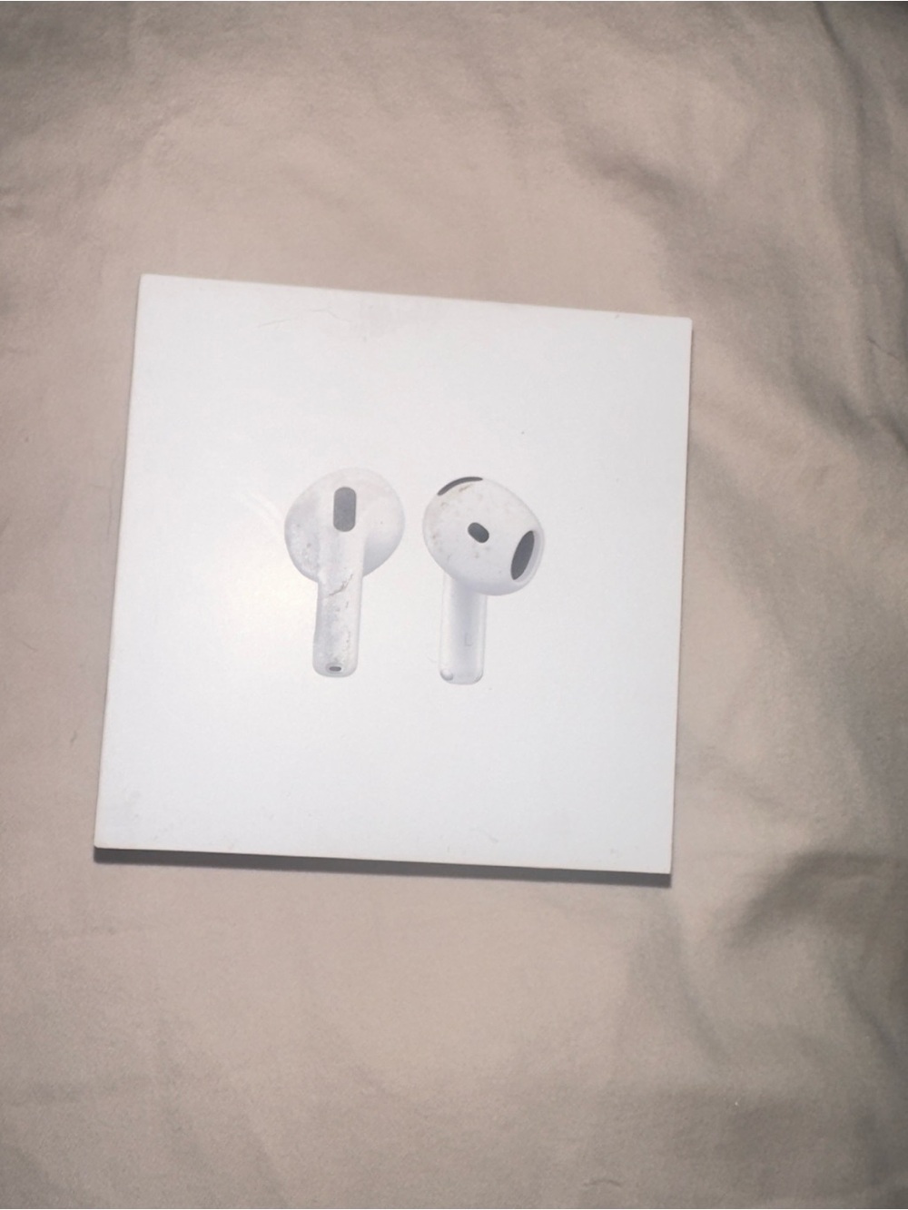 Apple White Wireless Earbuds with Charging Case